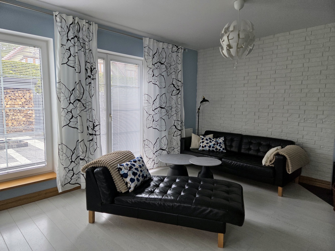 Salon - zdjęcie 01
